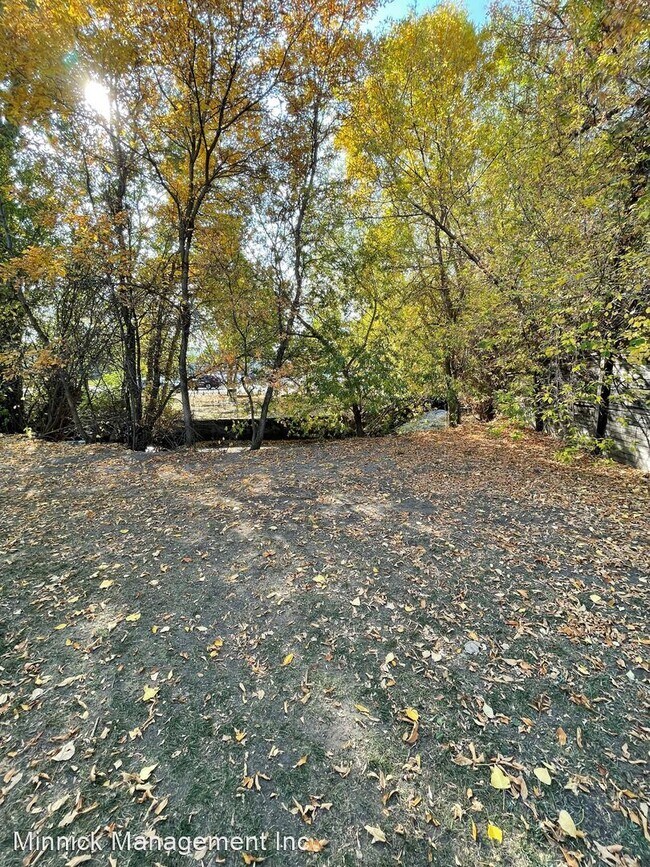 Building Photo - 2 br, 1 bath House - 310 E Beall St