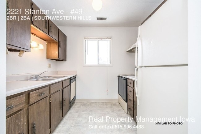 Building Photo - 2221 Stanton Ave