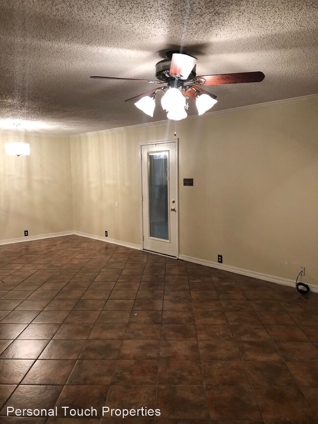 Building Photo - 2 br, 2 bath House - 8240-1 Governor Dr