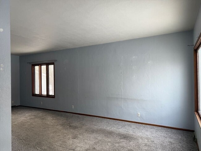 Building Photo - 57 N Terrace