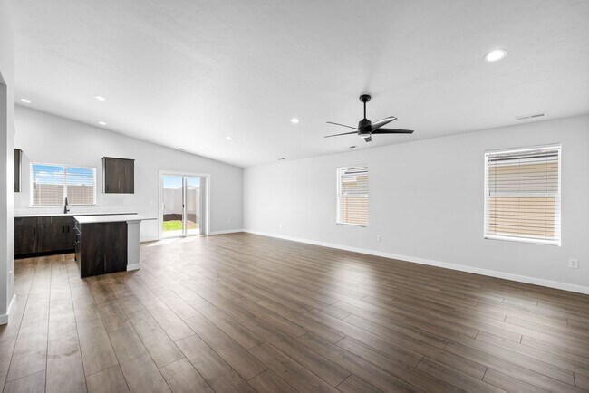Building Photo - New Meridian Home with Vaulted Great Room and Extra Garage Space