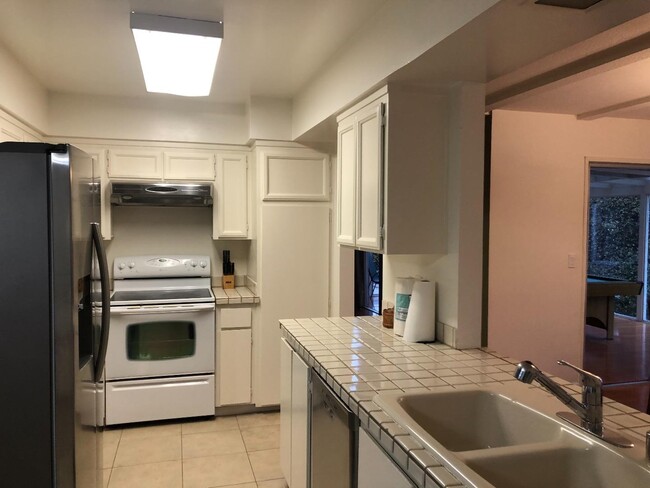 Building Photo - 248 Shearwater Isle