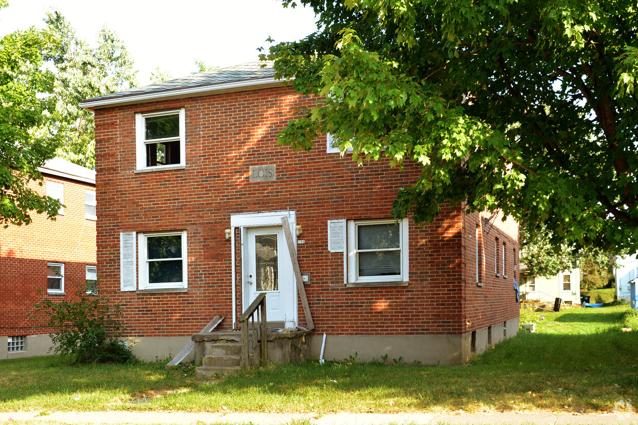 Primary Photo - 130 Laura Ave