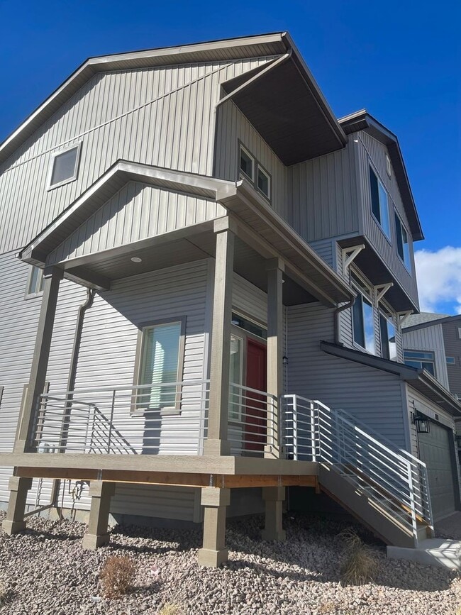 Photo - Beautiful 3 Bedroom Home for Rent on Callan Drive