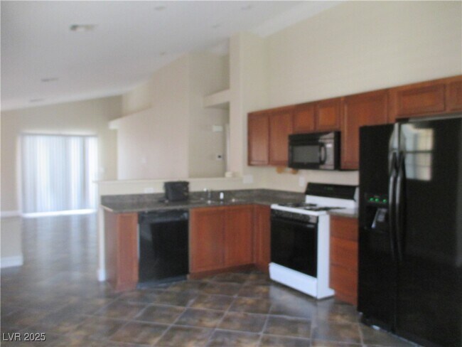 Foto del edificio - 10530 Lilac Tree Ave