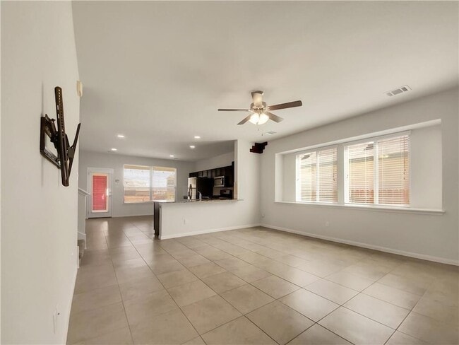 Building Photo - 353 Canadian Springs Dr