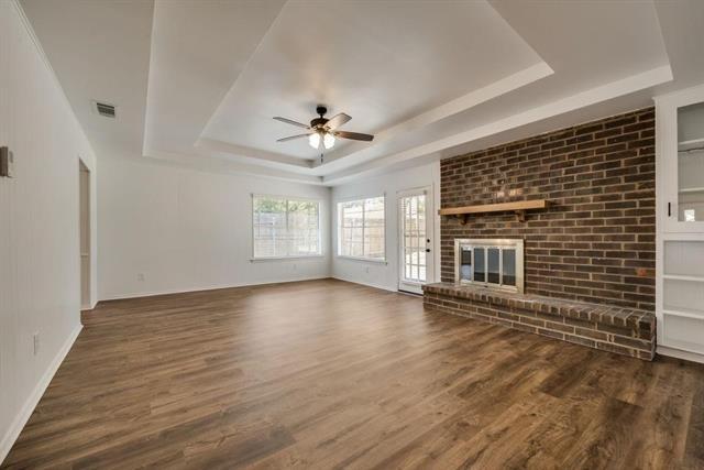Foto del edificio - 705 Morning Glory Ln