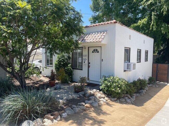 Building Photo - 3124 Garden Ave