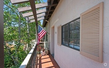 Building Photo - 3523 Somerset Way