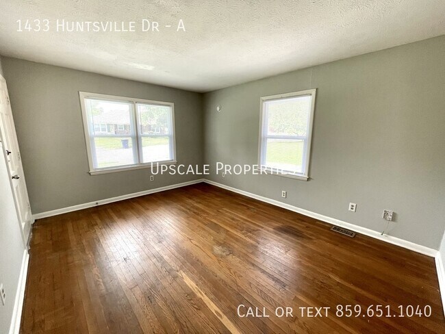 Foto del edificio - 1433 Huntsville Dr