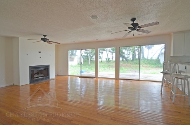 Building Photo - 1644 Oak Island Drive- James Island