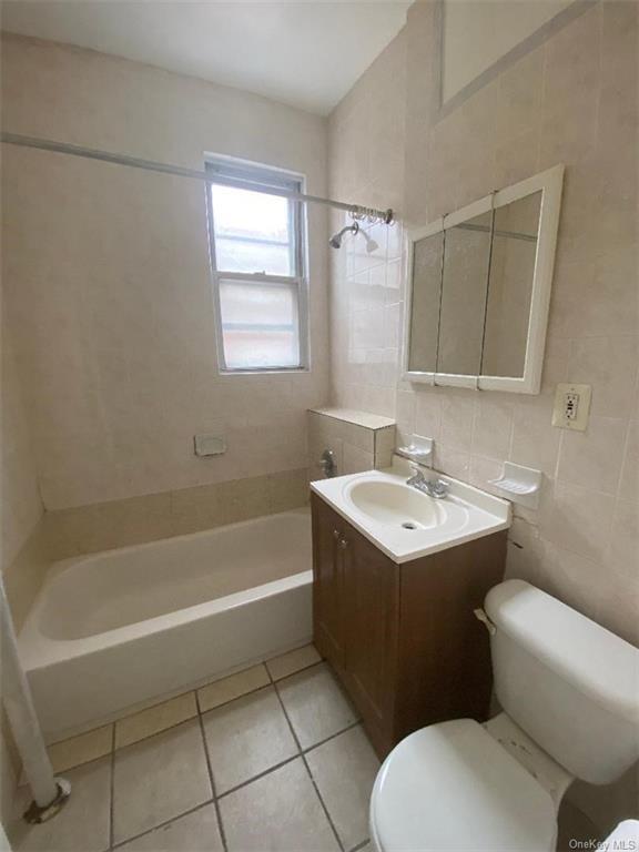 Foto del edificio - 3306 Seymour Ave