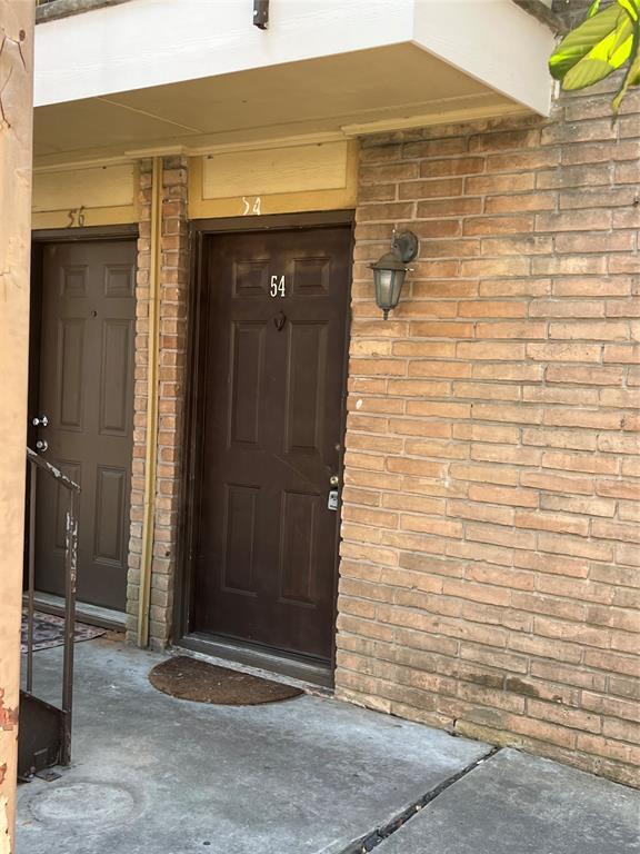 Building Photo - 8110 Albacore Dr