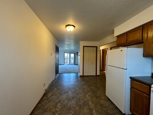 Foto del edificio - 2318 Meadow Ln