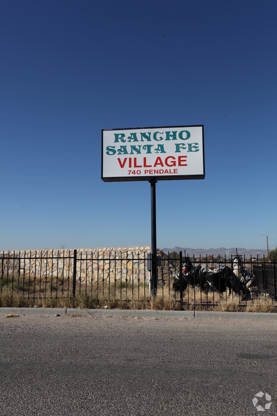 Foto del edificio - Rancho Santa Fe Village