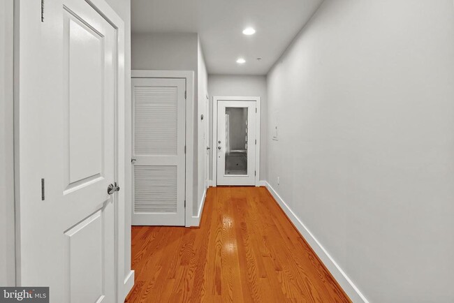 Foto del edificio - 2616 Garfield St NW