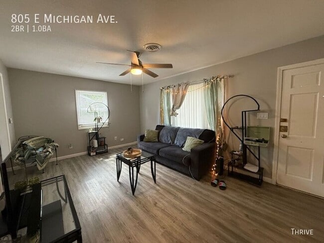 Foto del edificio - 805 E Michigan Ave