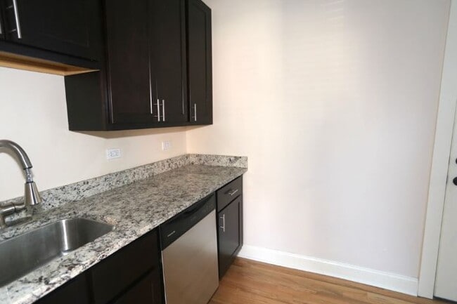 Foto del edificio - 4045 N Ashland