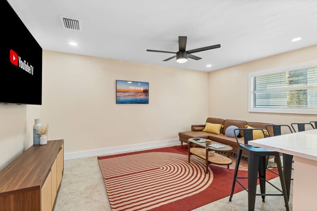 Building Photo - 79 S Brevard Ave