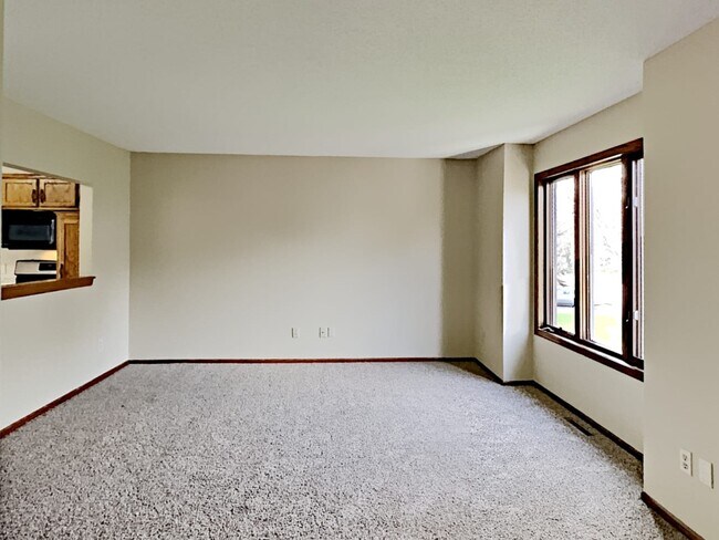 Foto del edificio - 8311 66th St S