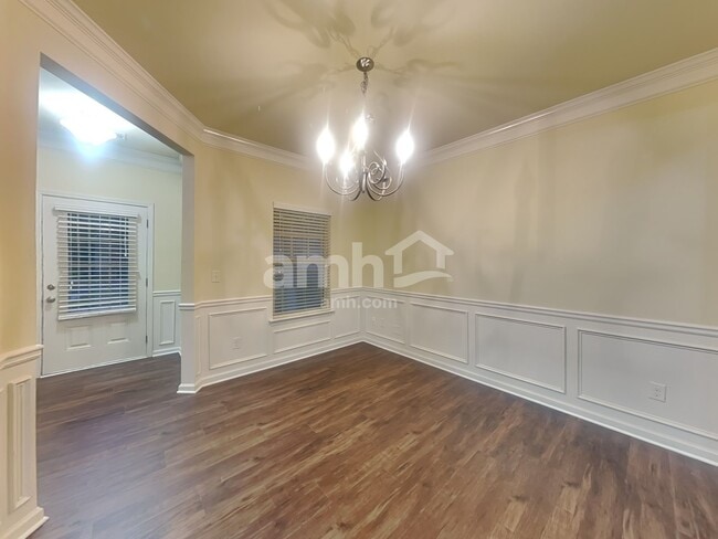 Foto del edificio - 985 Donington Cir SE