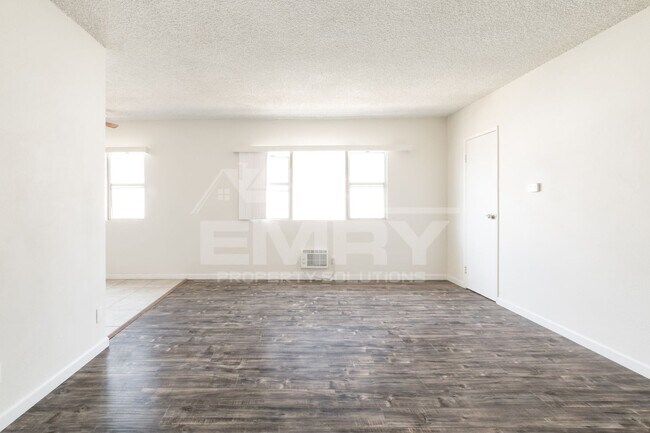 Foto del edificio - 304 N Market St