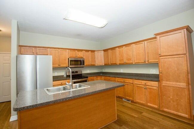 Foto del edificio - 110 Willow Creek Ln