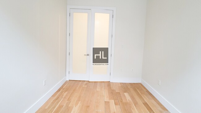 Building Photo - No-Fee two bedroom in Bed-Stuy