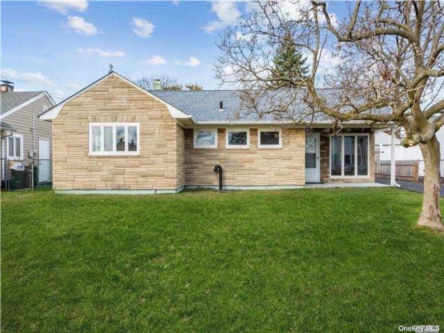Primary Photo - 2621 Arleigh Rd