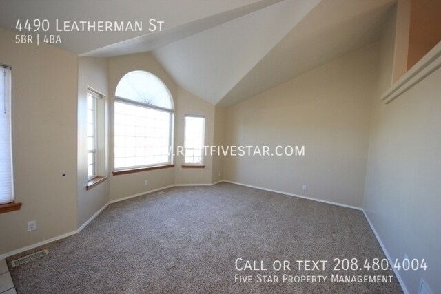 Foto del edificio - 4490 Leatherman St