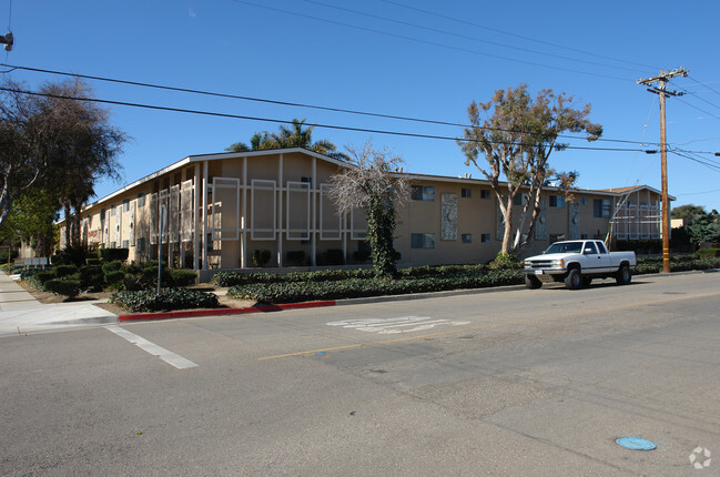 Kimi East Apartments Primary Photo - Kimi East Apartments