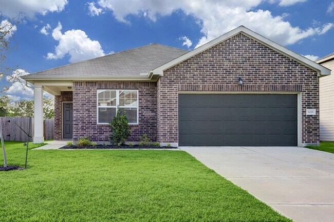 Foto del edificio - 5018 Highland Crest Dr