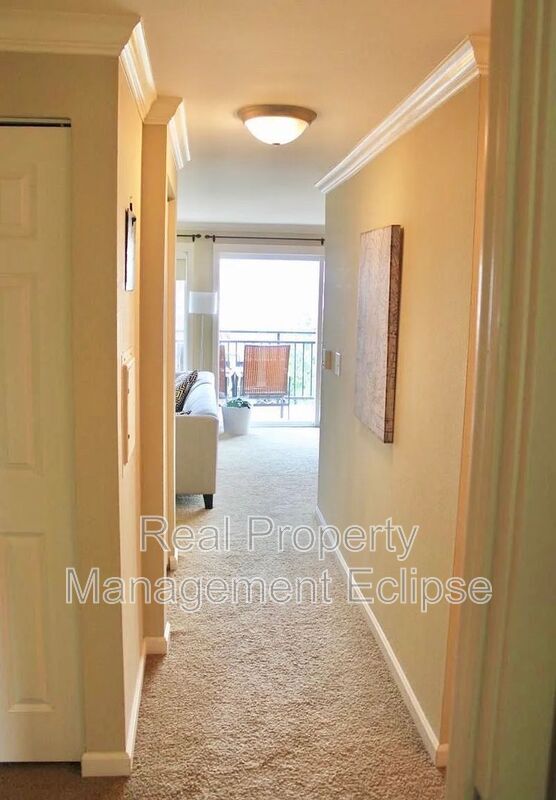 Foto del edificio - 10110 NE 60th St