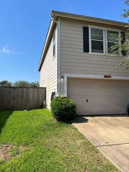 Building Photo - 18123 Temple Hill Ln