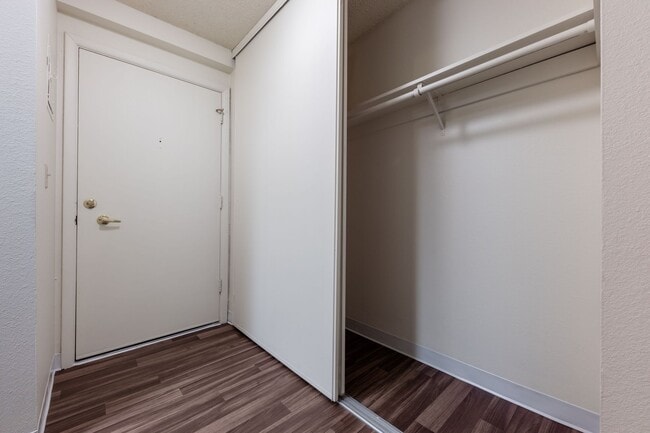 Foto del edificio - Crestview West Apartments
