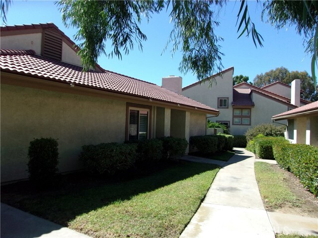 Foto del edificio - 18301 Gum Tree Ln