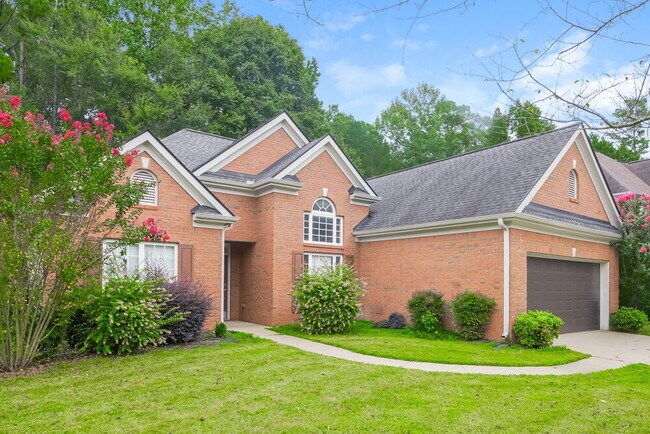 Foto del edificio - 116 Freeman Forest Dr