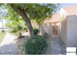 Building Photo - 7314 N 43rd Ave