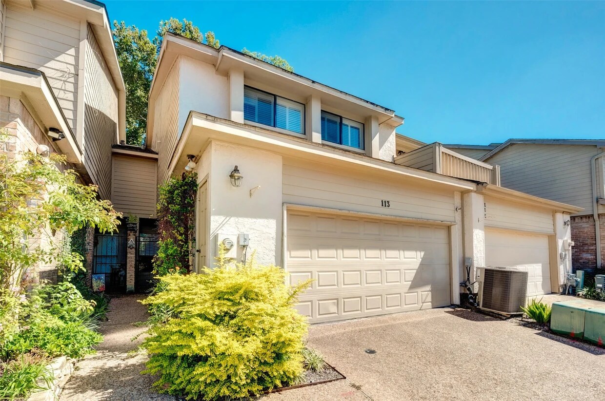 Foto principal - 12625 Memorial Dr