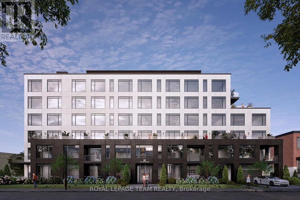 Building Photo - 398 Roosevelt Ave