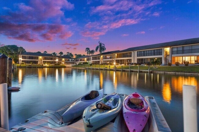 Building Photo - 1019 SE 40th St