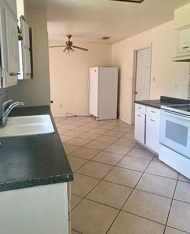 Foto del edificio - 11435 Newbrook Dr