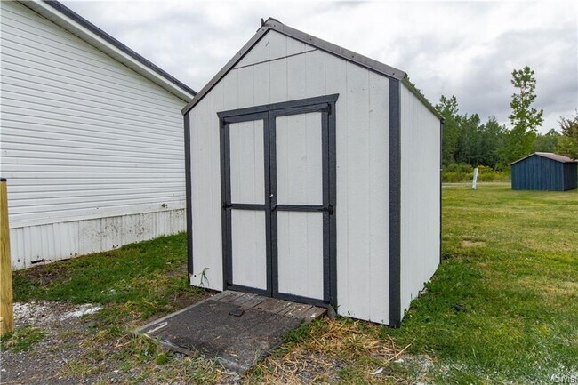 Building Photo - 31285 Gardnerville Rd
