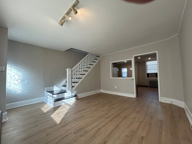Foto del edificio - 3290 Tilton St