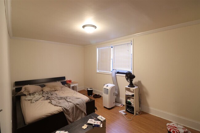 Foto del edificio - 1126 Hudson St