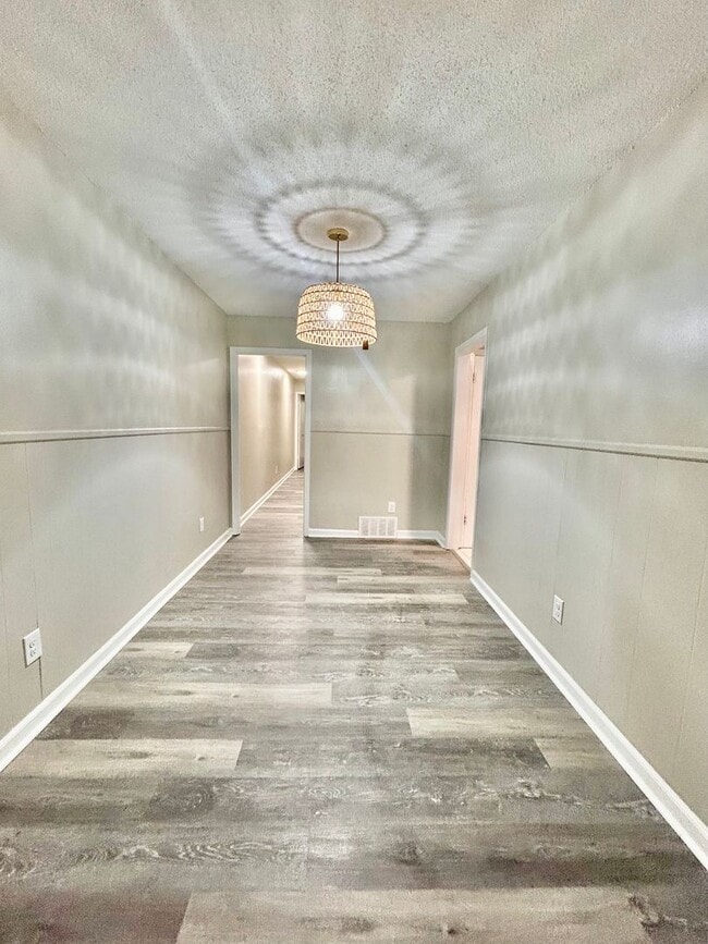 Building Photo - HALF OFF FIRST MONTHS RENT PROMOTION