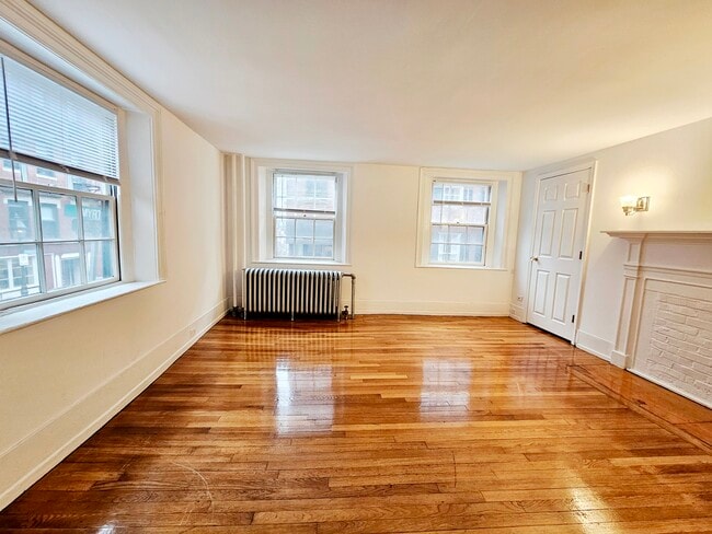 Photo - 58 Anderson St Apartment