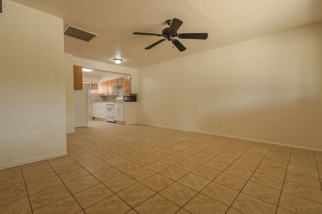 Building Photo - 3026 N Flanwill Blvd