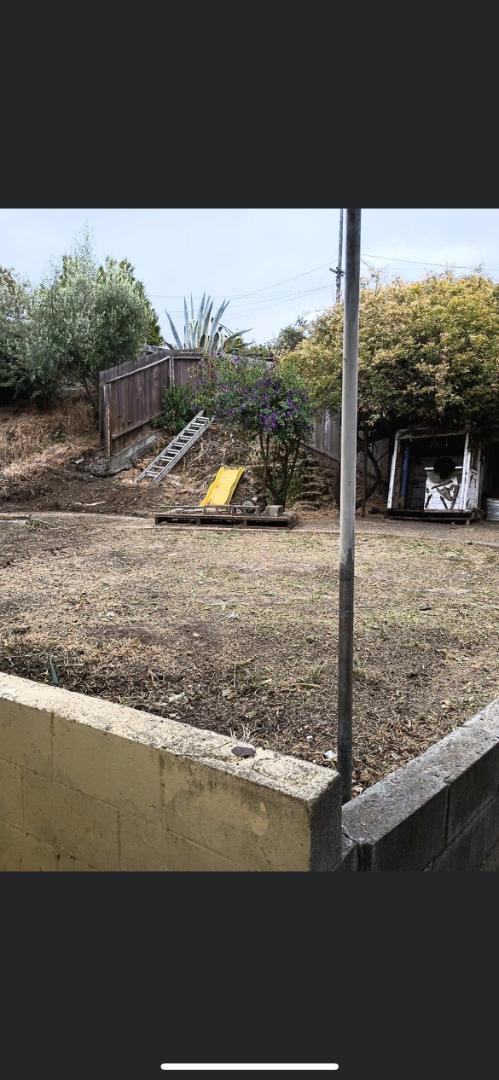 1035 Third Street - 1035 Third Street House