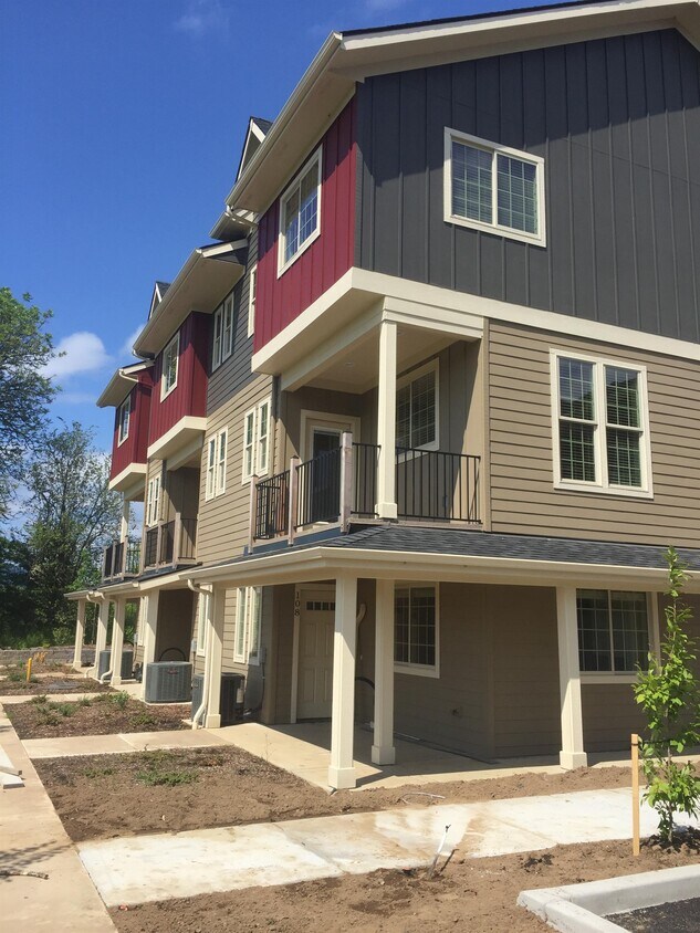Foto principal - 1206 SW 53rd St